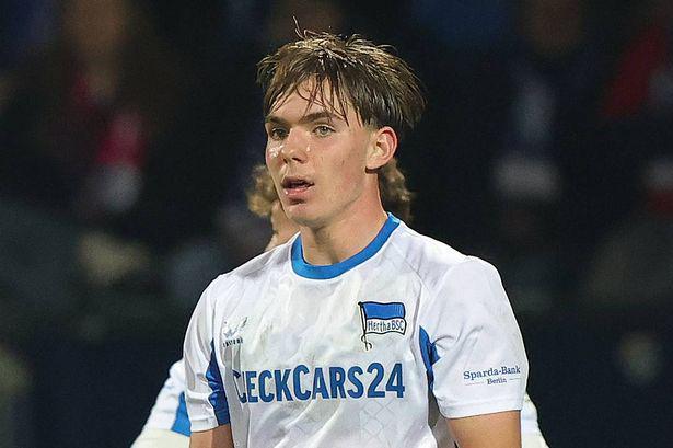 邮报：曼联等队关注赫塔小将艾希霍恩，他被拿来与克罗斯比较