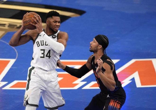 佈倫森37分尼克斯滅雄鹿進NBA杯八強 字母哥復出30+15+8難阻7連敗