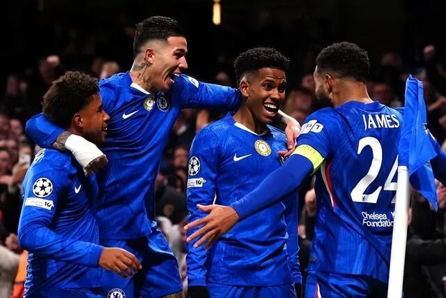 切尔西赚大了！4500万签下18岁巴西天才，近俩月狂轰9球