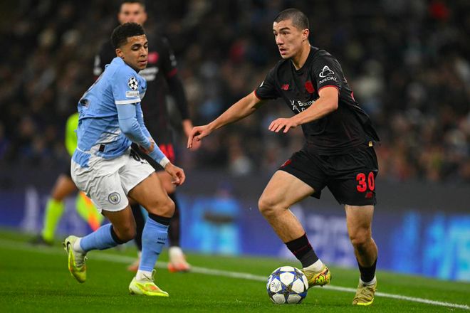 0-2 为轻敌付出代价 英德豪门欧冠对决 12.1亿战舰主场折戟吞连败