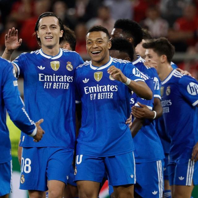 开场29分钟3球，姆巴佩完成欧冠历史第三早的帽子戏法