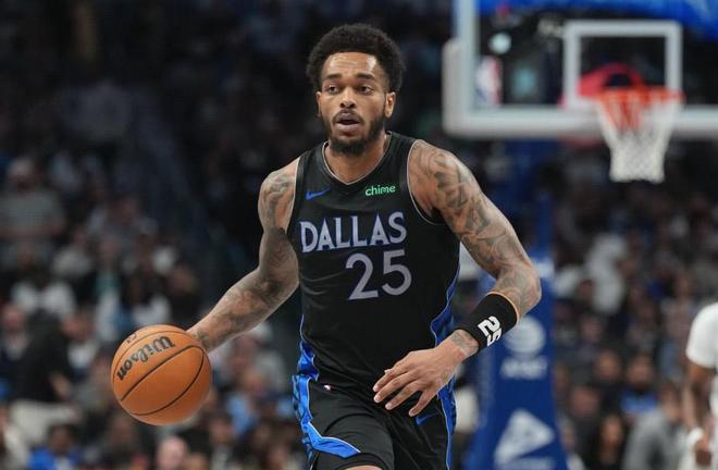 隊記透露PJ-華盛頓受傷原因：熱身時踩到腳下的籃球導致腳踝扭傷