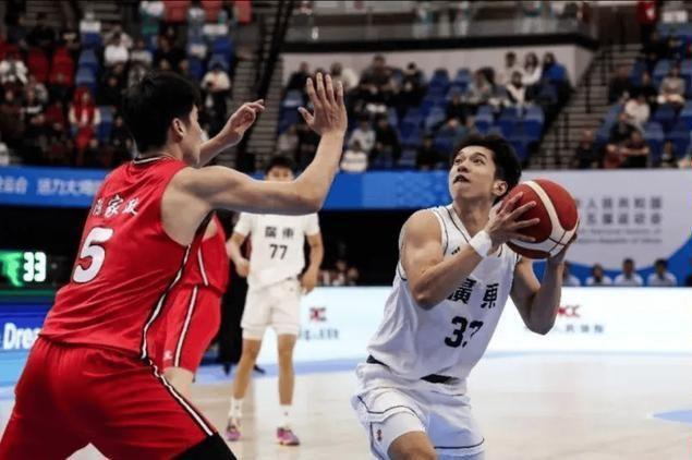 全運會打通任督二脈！杯賽首秀獨攬10+4+6+2，小徐傑終於開竅瞭