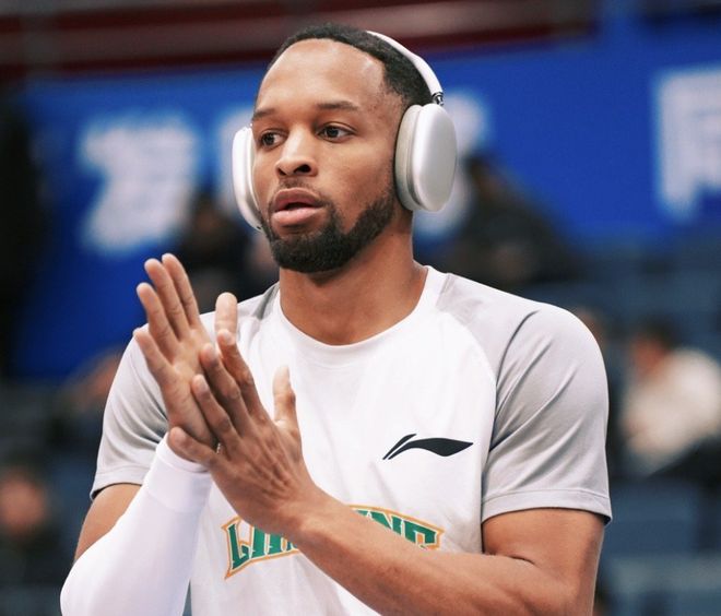 遼寧半場大勝天津！三外齊爆，張陳治鋒+吳昌澤成長，鄢手騏辣眼