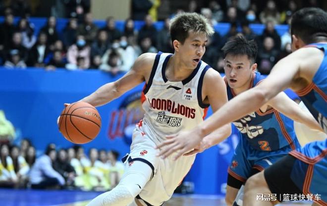 14隊卻沒一隊得分破百？CBA新賽季又1新魔咒：廣東隊這下壓力大瞭