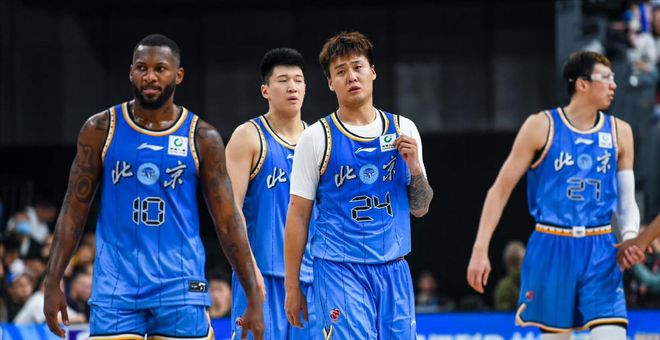 拿600萬！4中0就得1分，北京揪出最大軟蛋，他打的真差啊